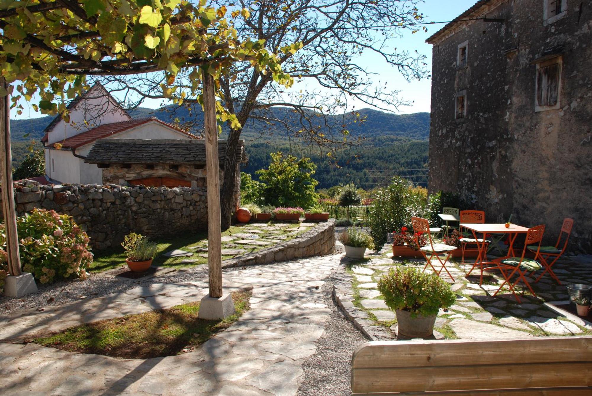 Pliskovica Youth Hostel Eksteriør billede